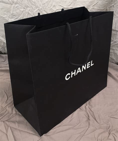 borsa in cartone chanel|Chanel shopping bags.